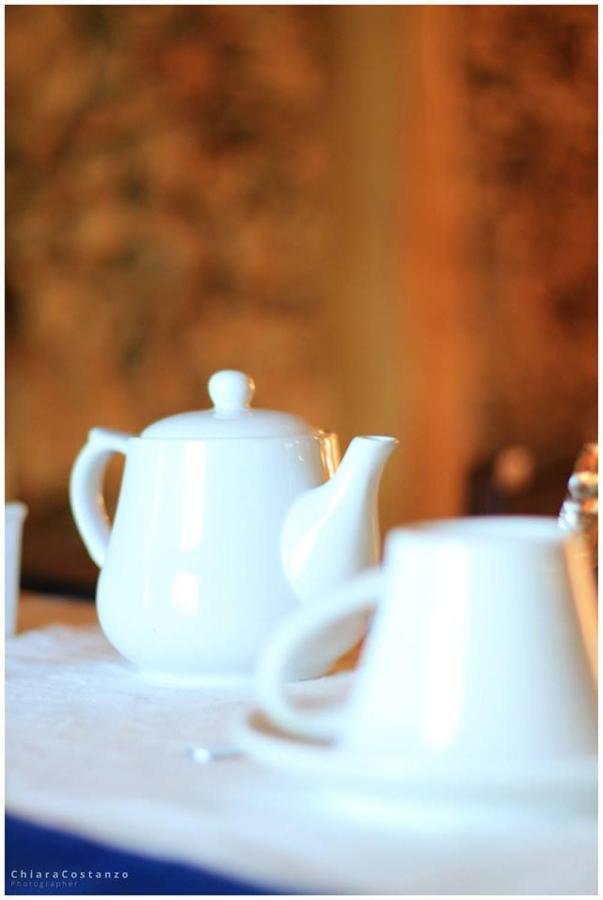 Bed and Breakfast Antico Casale Gioiosa Marea Exteriér fotografie